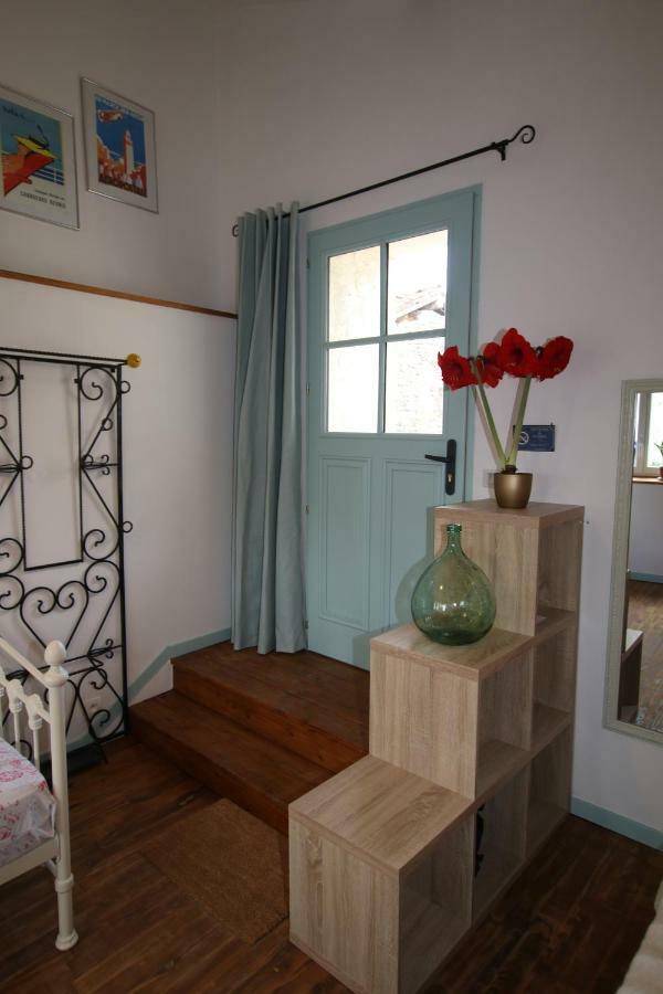 La Sonnette B&B Ventouse Exterior photo