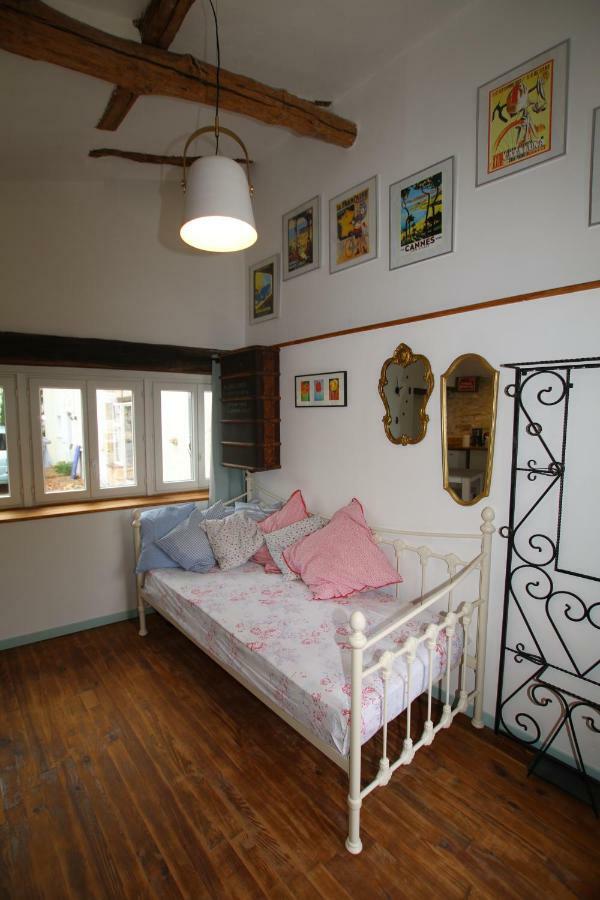 La Sonnette B&B Ventouse Exterior photo