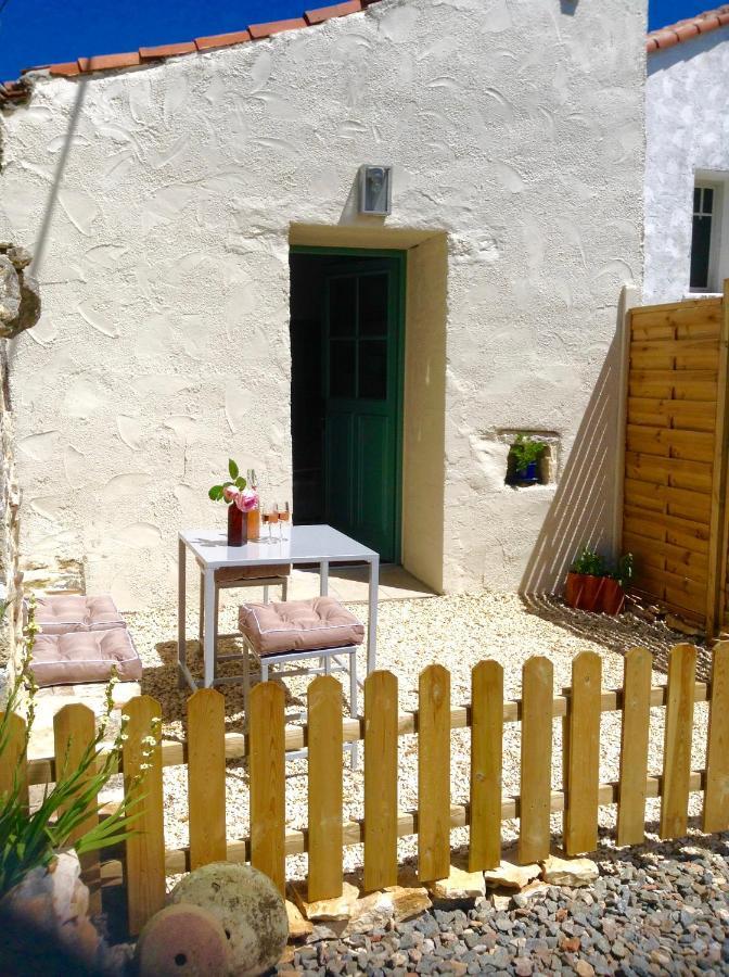 La Sonnette B&B Ventouse Exterior photo